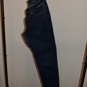 Brand new, Curvy Skinny size 4 denim jeans for women.